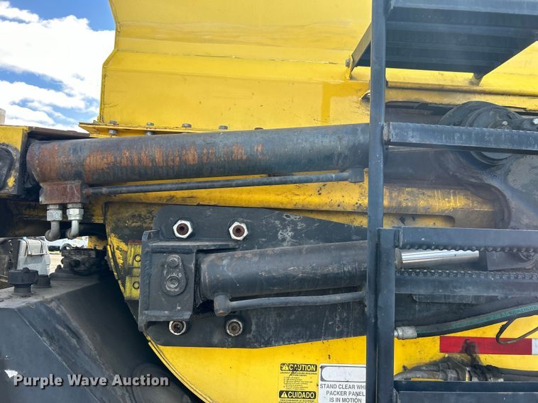 image for item EG1369 2016 Autocar  ACX Xpeditor refuse truck