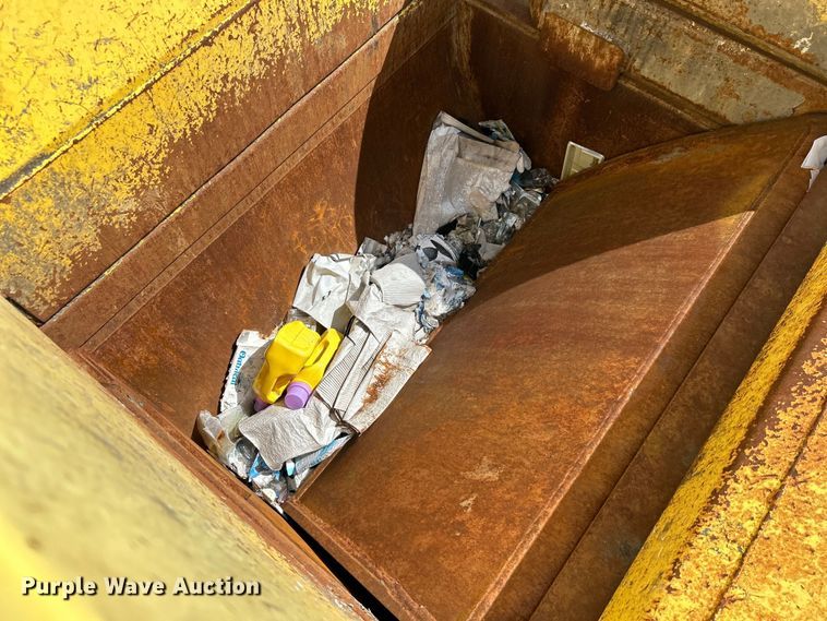 image for item EG1369 2016 Autocar  ACX Xpeditor refuse truck