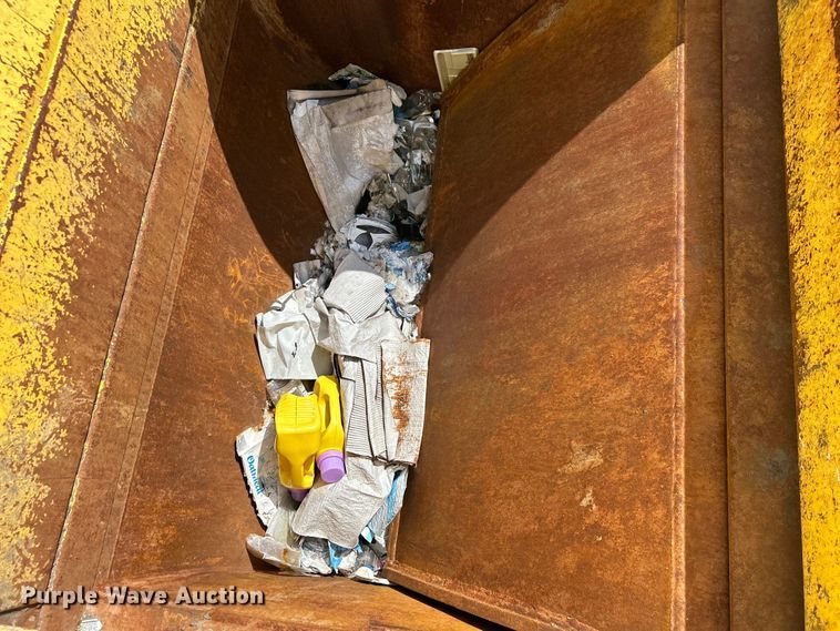 image for item EG1369 2016 Autocar  ACX Xpeditor refuse truck