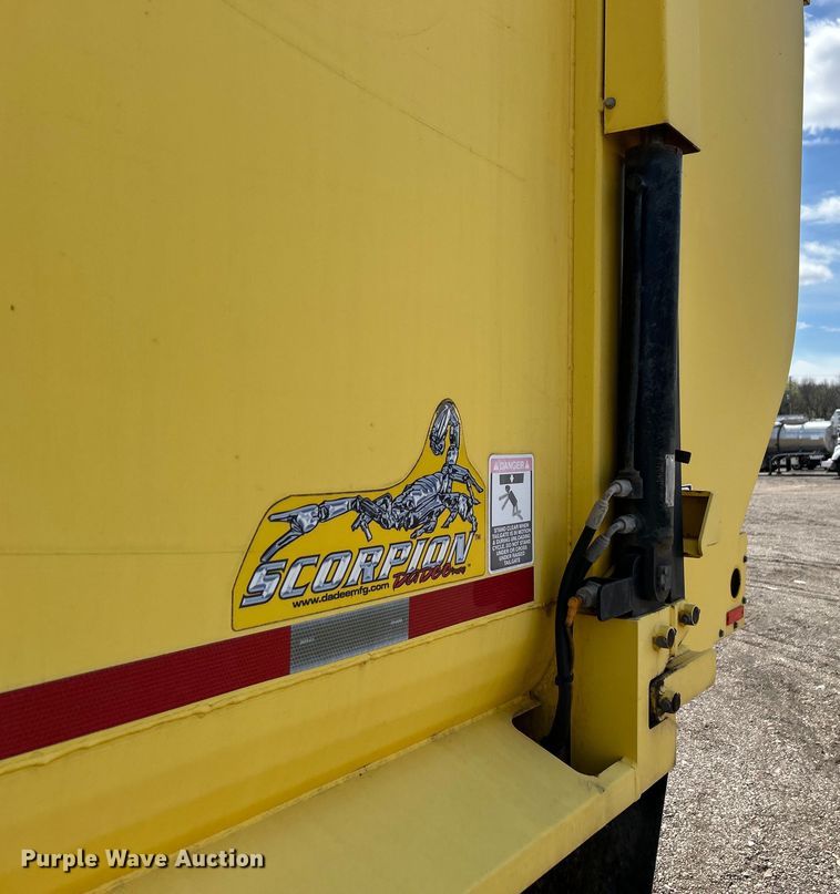 image for item EG1369 2016 Autocar  ACX Xpeditor refuse truck