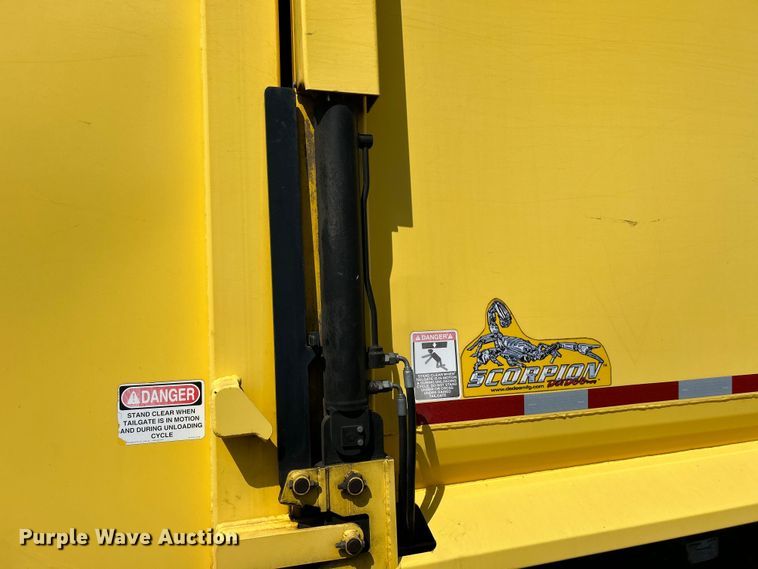 image for item EG1369 2016 Autocar  ACX Xpeditor refuse truck