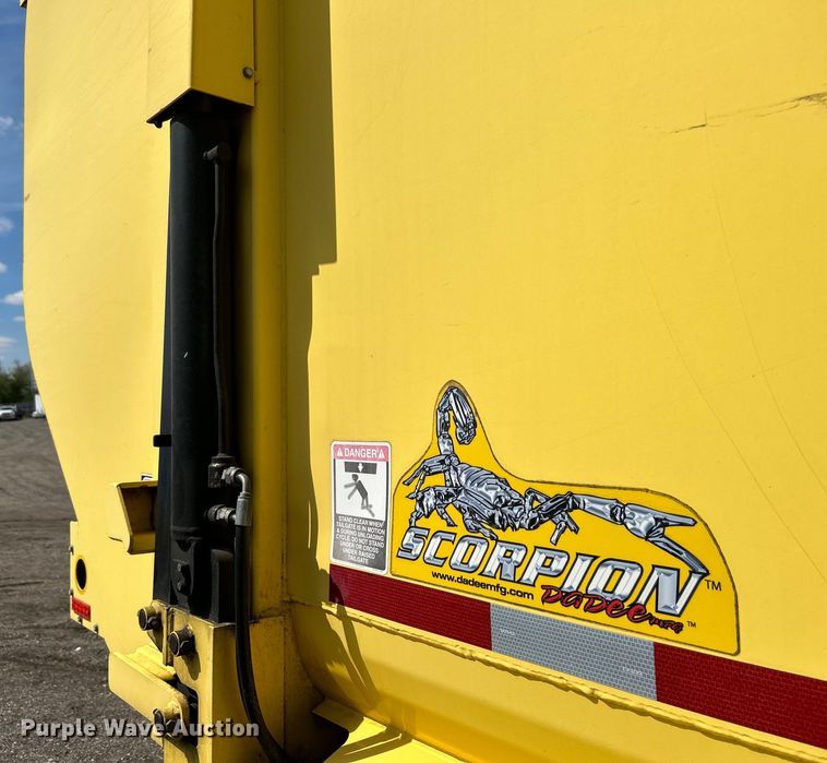 image for item EG1369 2016 Autocar  ACX Xpeditor refuse truck