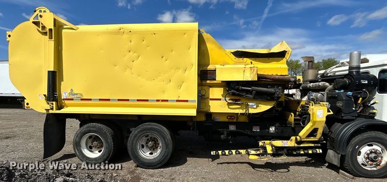 image for item EG1369 2016 Autocar  ACX Xpeditor refuse truck