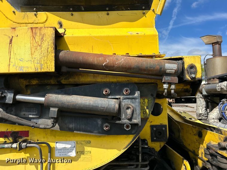 image for item EG1369 2016 Autocar  ACX Xpeditor refuse truck