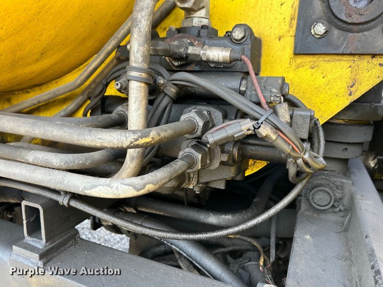 image for item EG1369 2016 Autocar  ACX Xpeditor refuse truck