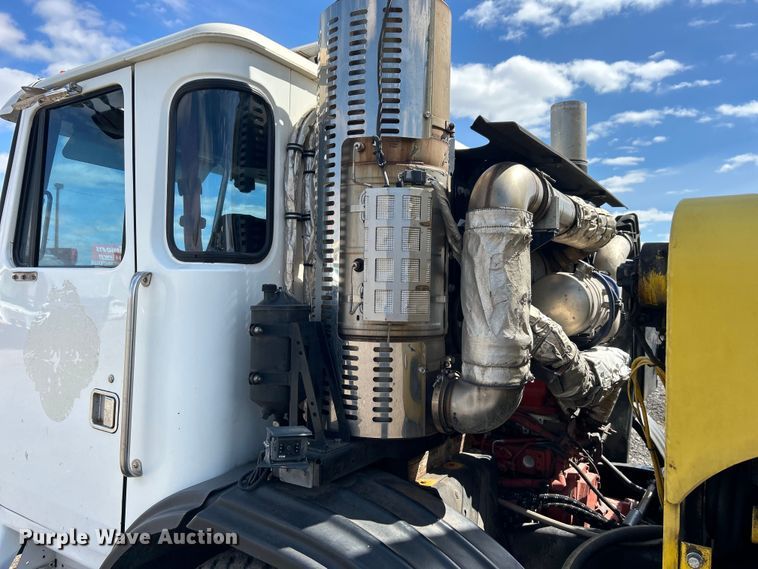 image for item EG1369 2016 Autocar  ACX Xpeditor refuse truck