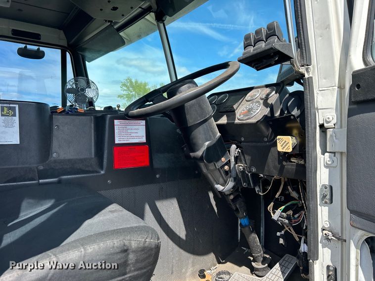 image for item EG1369 2016 Autocar  ACX Xpeditor refuse truck