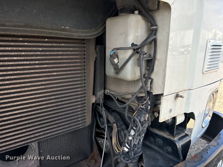 image for item EG1369 2016 Autocar  ACX Xpeditor refuse truck