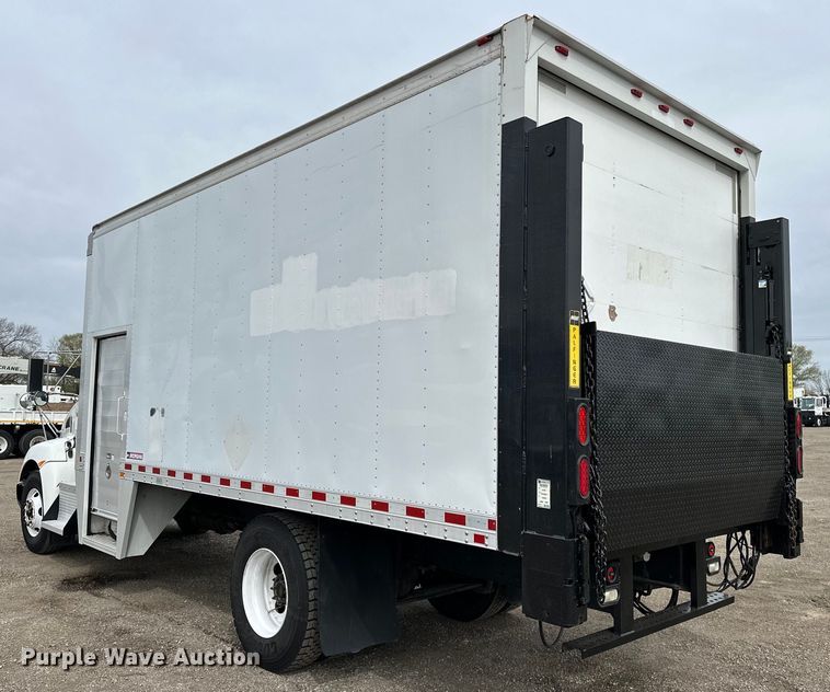 image for item EG1377 2012 Kenworth  T370 box truck