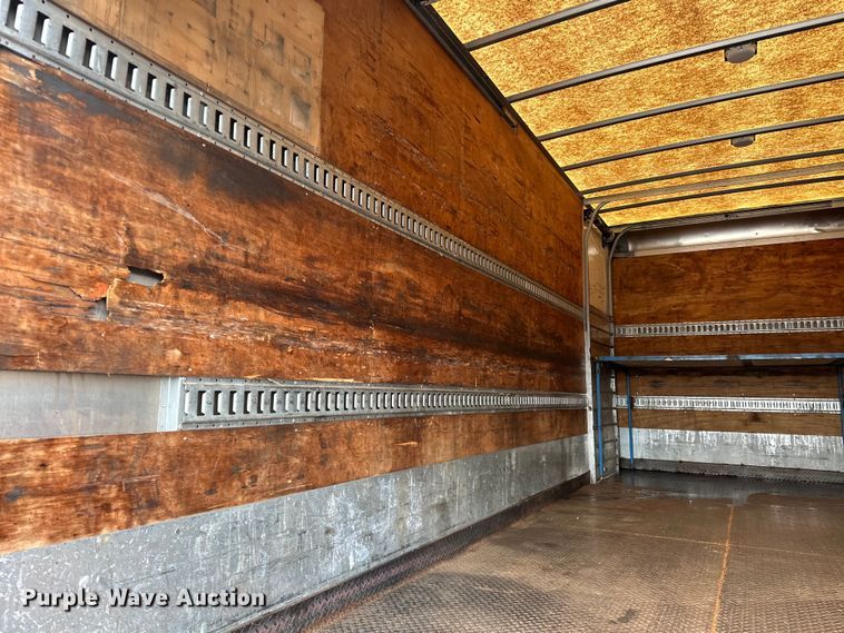 image for item EG1377 2012 Kenworth  T370 box truck