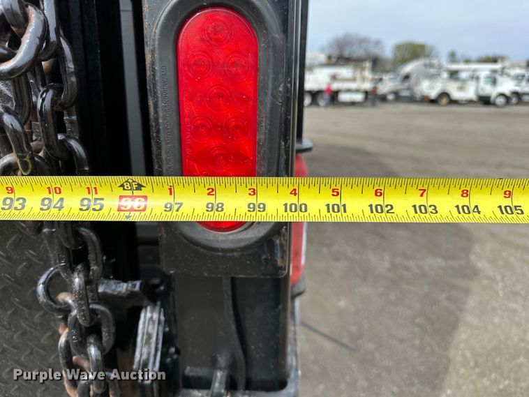 image for item EG1377 2012 Kenworth  T370 box truck