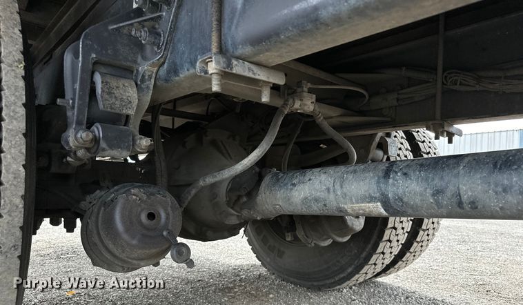 image for item EG1377 2012 Kenworth  T370 box truck