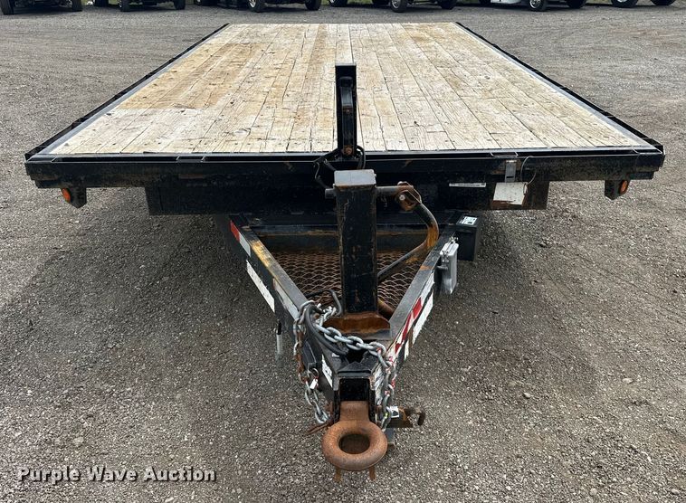 image for item EG1382 2006 Snake River Trailer  equipment trailer