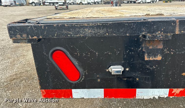 image for item EG1382 2006 Snake River Trailer  equipment trailer