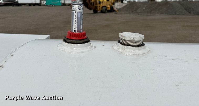 image for item EG1385 2012 Superior Storage Tanks  diesel fuel trailer 