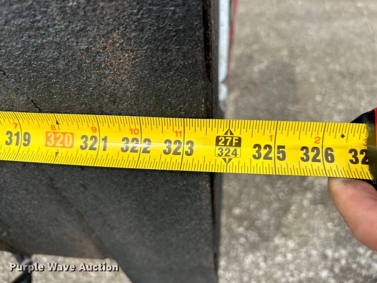 image for item EG1402 2010 International  Durastar 4400 truck cab and chassis