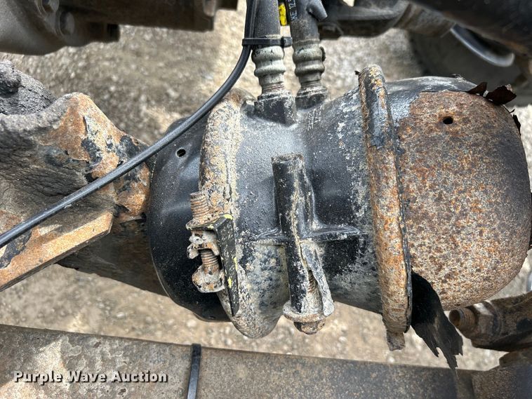 image for item EG1402 2010 International  Durastar 4400 truck cab and chassis