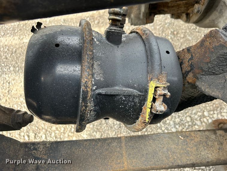 image for item EG1402 2010 International  Durastar 4400 truck cab and chassis