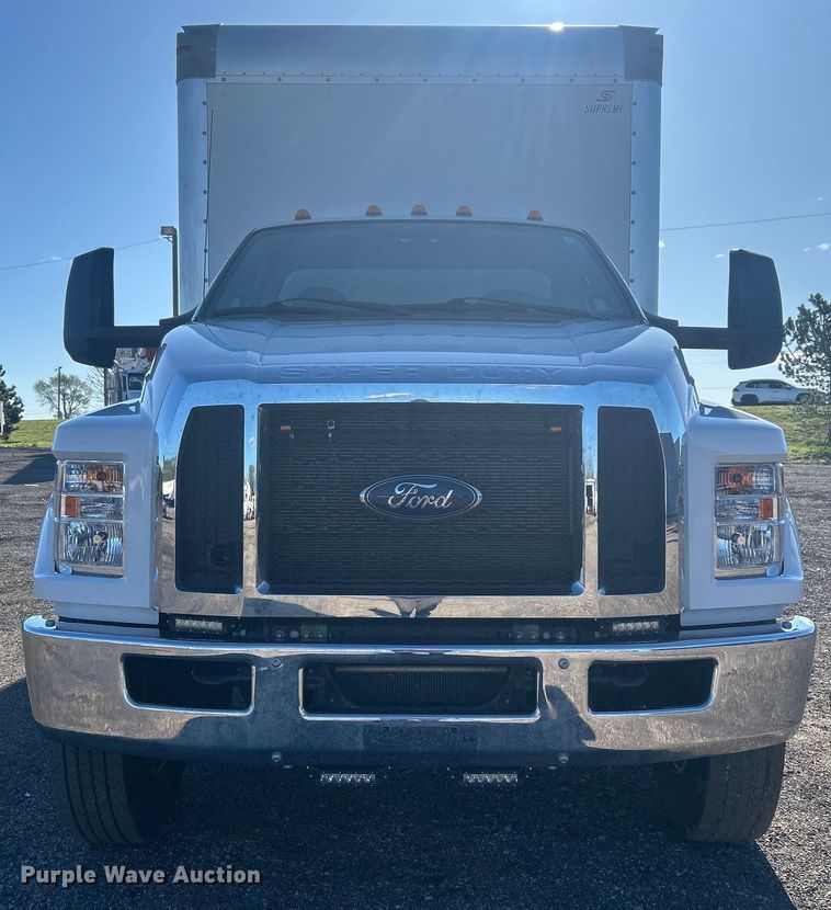 image for item EG1420 2021 Ford F650 Super Duty box truck