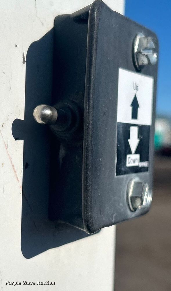 image for item EG1420 2021 Ford F650 Super Duty box truck