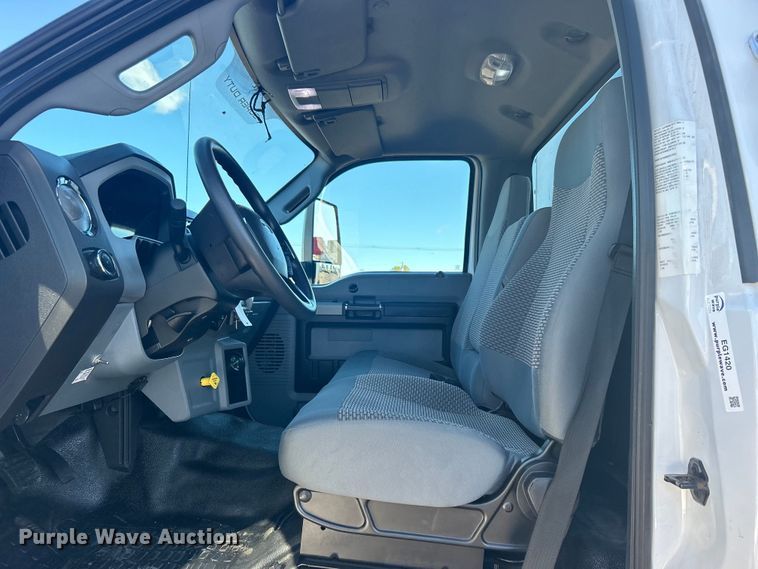 image for item EG1420 2021 Ford F650 Super Duty box truck