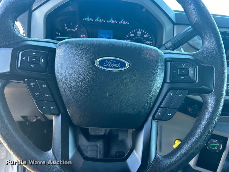 image for item EG1420 2021 Ford F650 Super Duty box truck