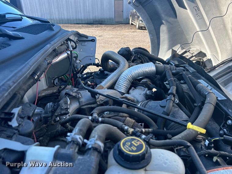 image for item EG1420 2021 Ford F650 Super Duty box truck