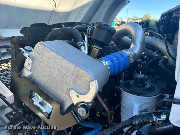 image for item EG1420 2021 Ford F650 Super Duty box truck