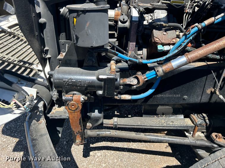 image for item EG1426 1998 Freightliner  FL50 scissor lift truck 