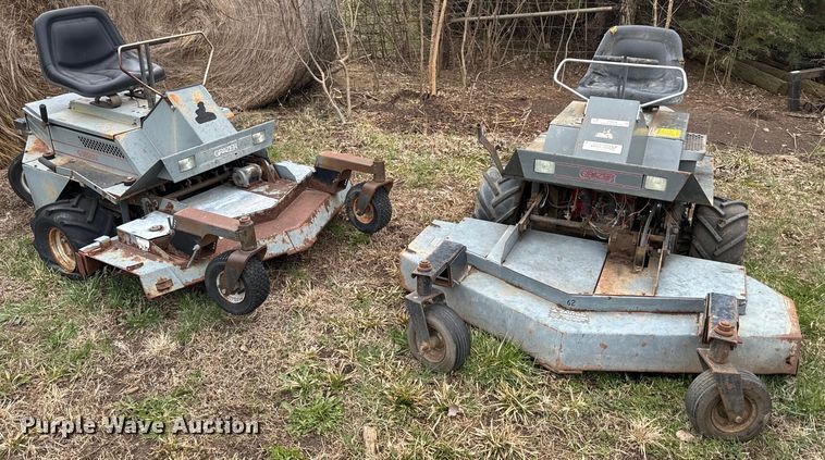 image for item EH5378 (2) Grazer G1890V ZTR lawn mowers