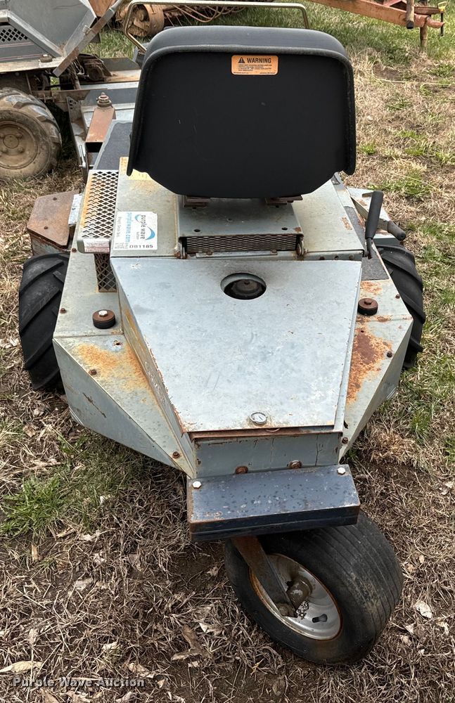 image for item EH5378 (2) Grazer G1890V ZTR lawn mowers