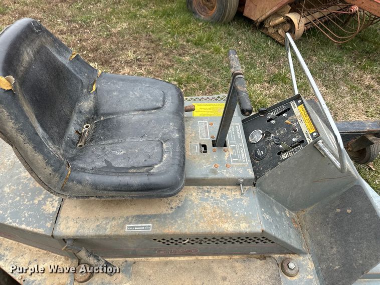 image for item EH5378 (2) Grazer G1890V ZTR lawn mowers