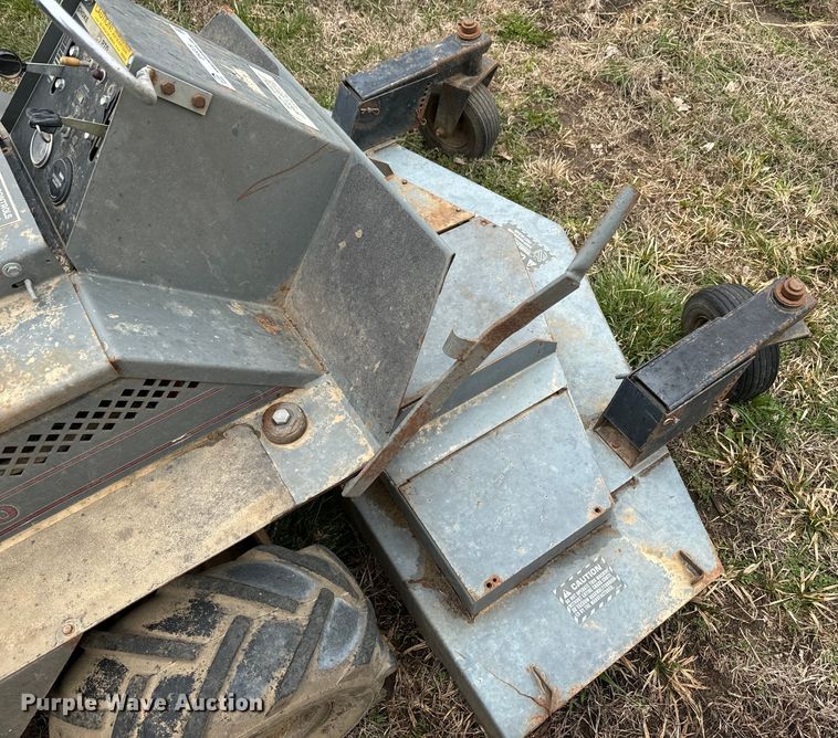 image for item EH5378 (2) Grazer G1890V ZTR lawn mowers