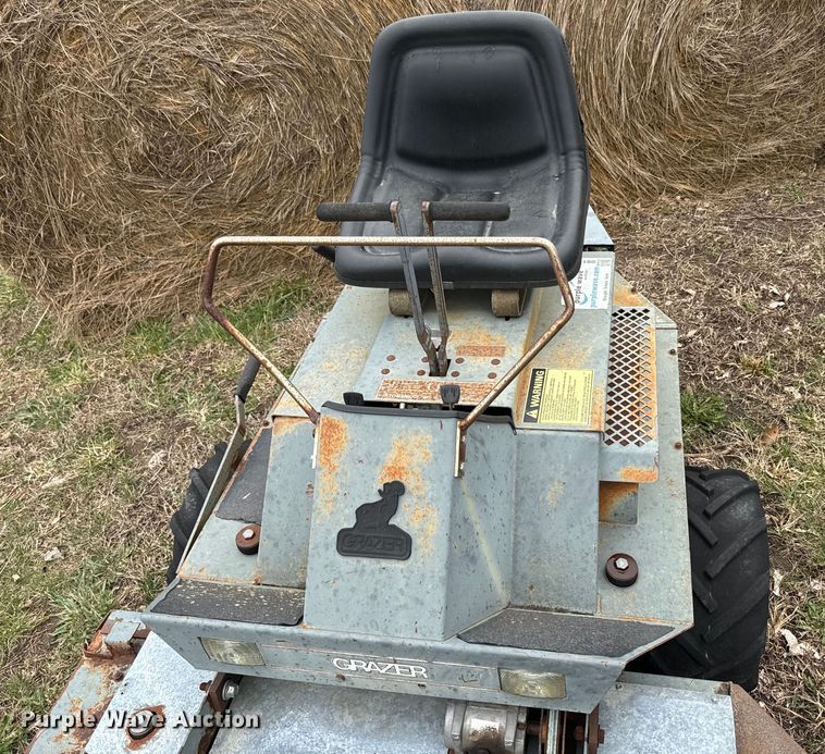 image for item EH5378 (2) Grazer G1890V ZTR lawn mowers