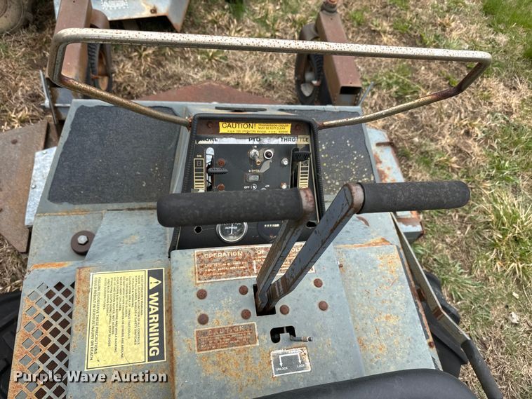 image for item EH5378 (2) Grazer G1890V ZTR lawn mowers