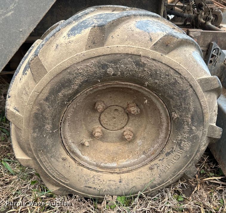 image for item EH5378 (2) Grazer G1890V ZTR lawn mowers