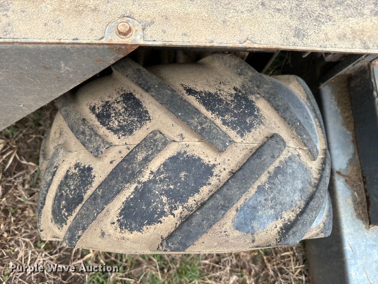 image for item EH5378 (2) Grazer G1890V ZTR lawn mowers