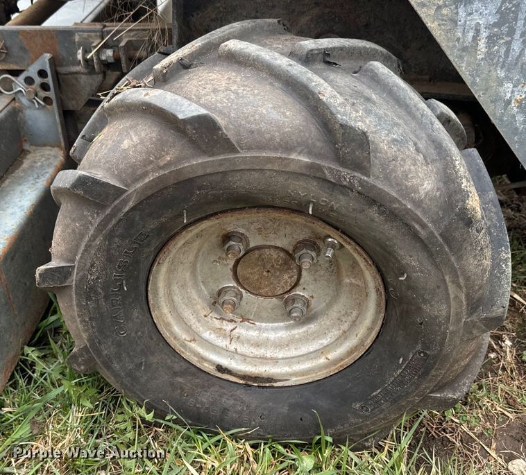 image for item EH5378 (2) Grazer G1890V ZTR lawn mowers