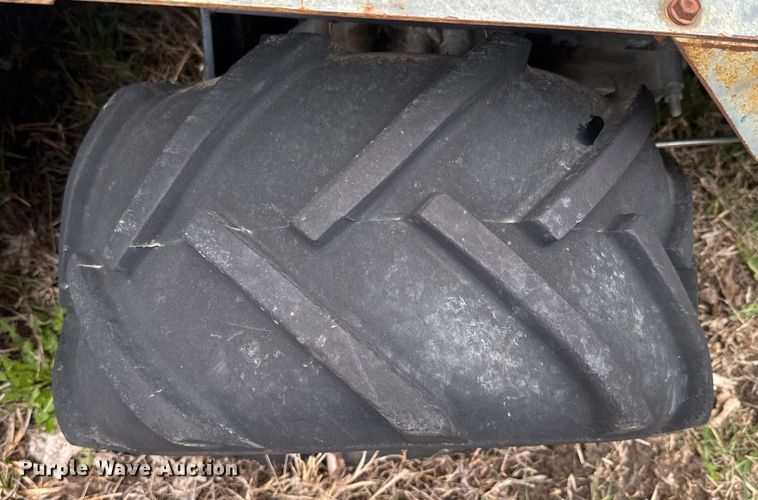 image for item EH5378 (2) Grazer G1890V ZTR lawn mowers