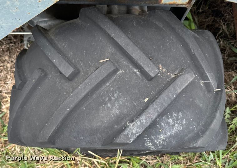 image for item EH5378 (2) Grazer G1890V ZTR lawn mowers