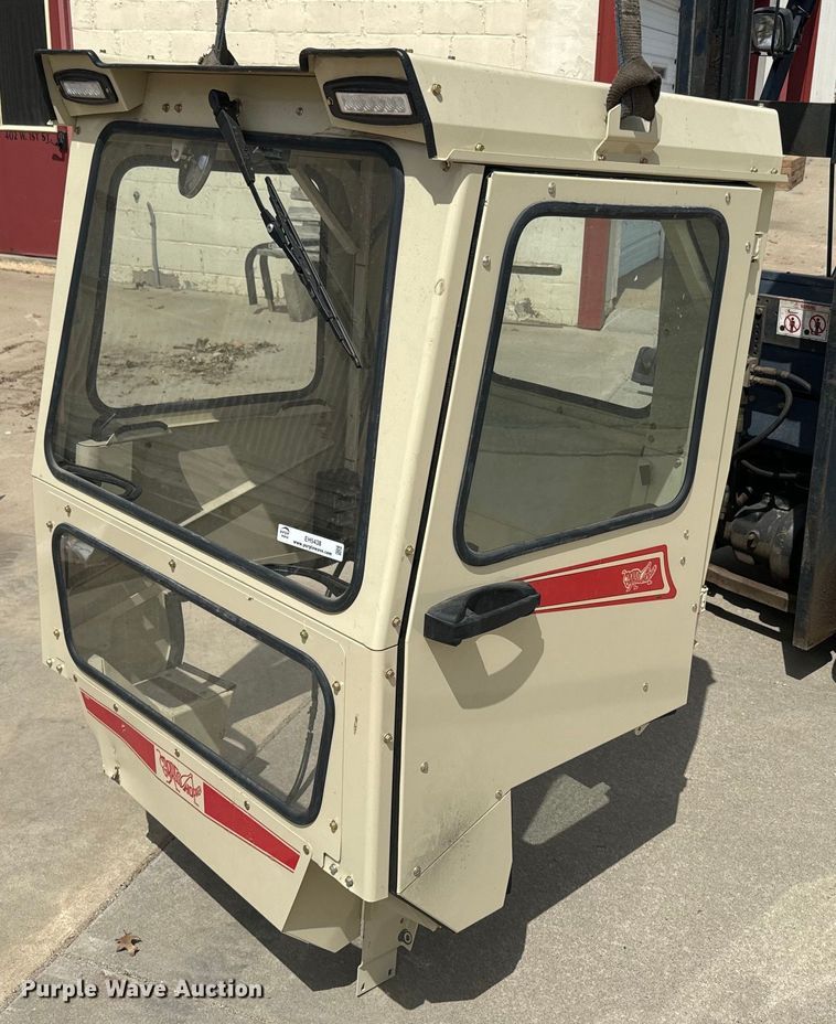 image for item EH5438 Grasshopper  cab