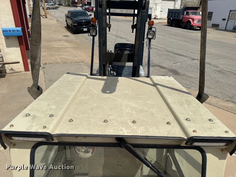 image for item EH5438 Grasshopper  cab