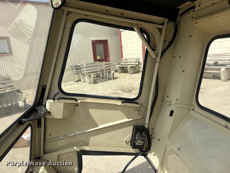 image for item EH5438 Grasshopper  cab