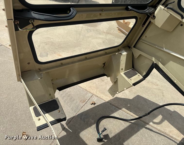 image for item EH5438 Grasshopper  cab