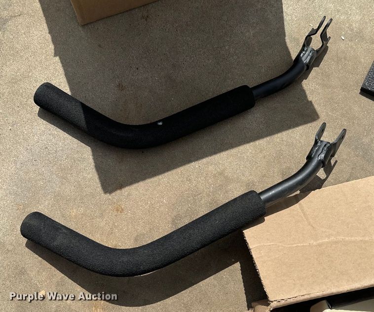 image for item EH5438 Grasshopper  cab