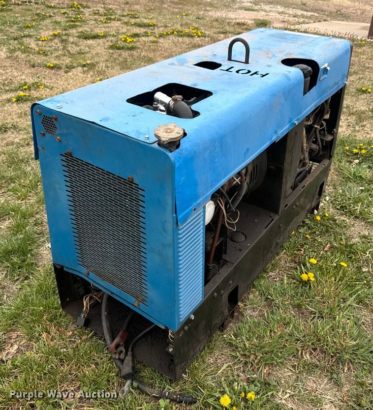 image for item EH5445 Miller Trailblazer 300D welder/generator