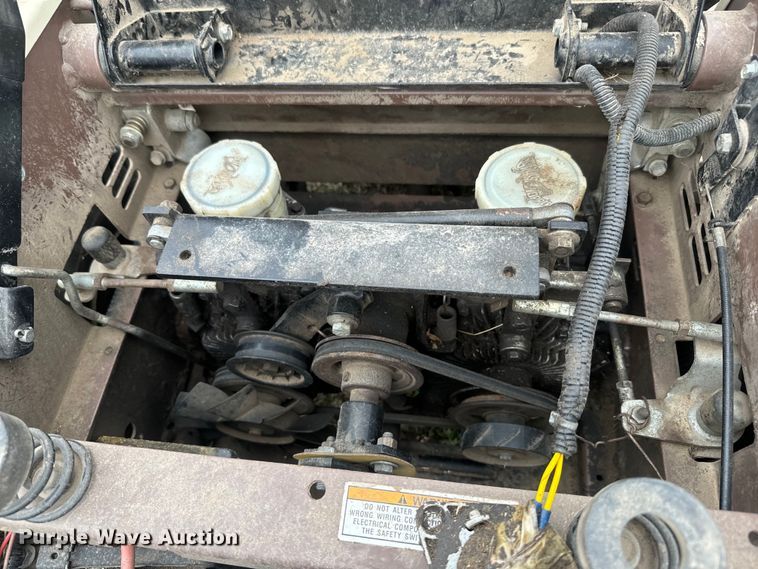 image for item EH5447 Grasshopper  614 ZTR lawn mower