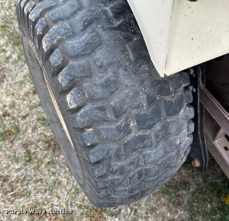 image for item EH5447 Grasshopper  614 ZTR lawn mower