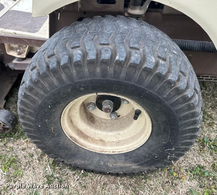 image for item EH5447 Grasshopper  614 ZTR lawn mower