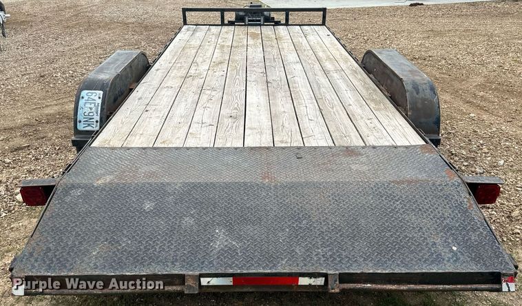 image for item EH6666 2003 UMFG equipment trailer